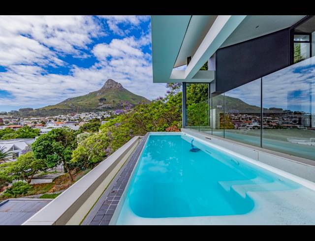 5 BEDROOM HOUSE RENTED IN CAMPS BAY